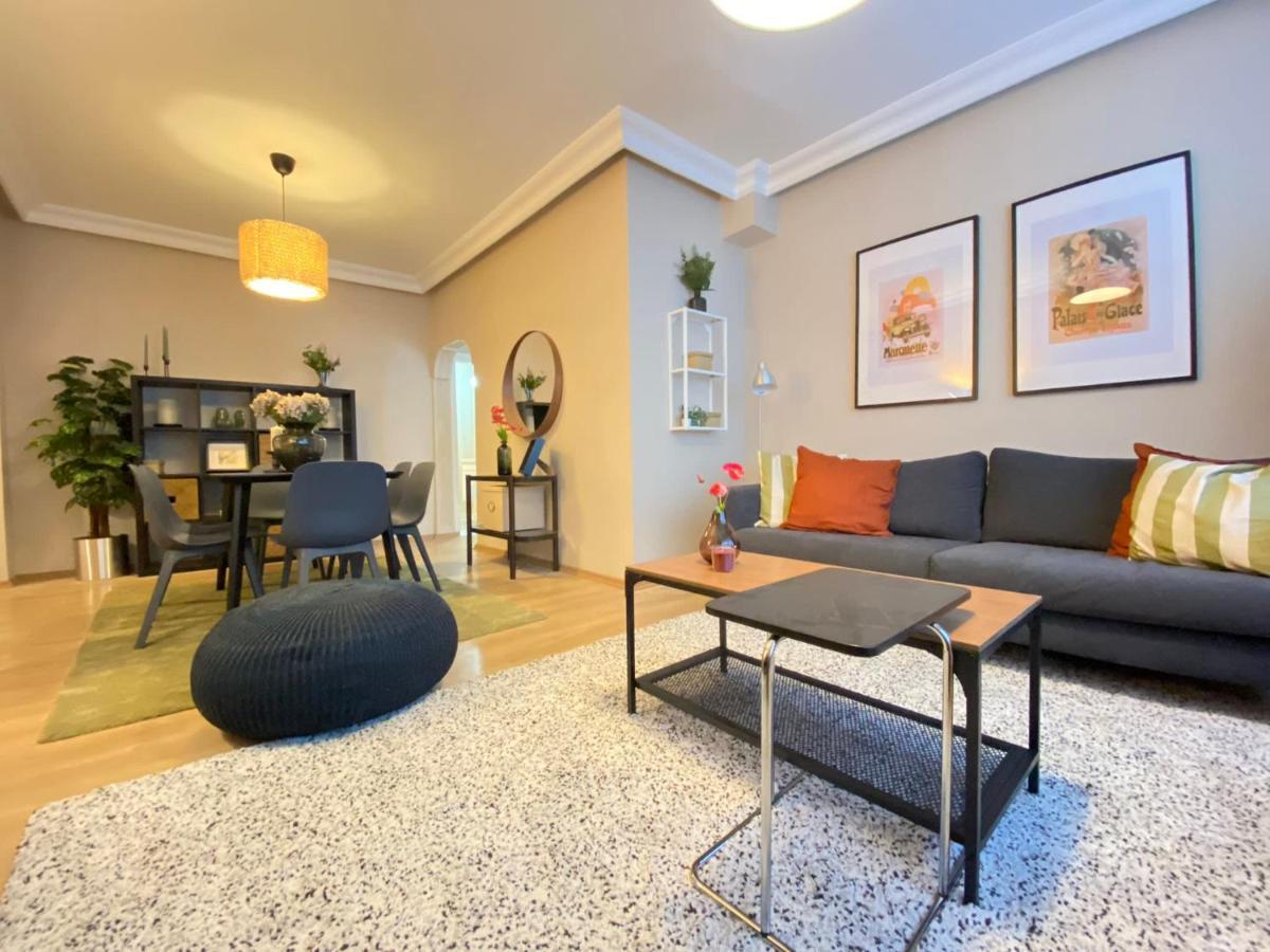 Appartamento Chic Flat Near Shopping Malls In Sisli Provincia di Provincia di Istanbul Esterno foto